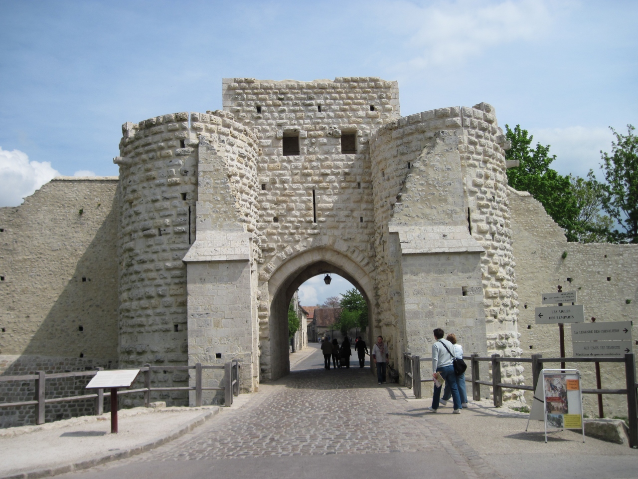 フランス オランダの旅 6 プロヴァンの中世市場都市 イルドフランス地方 フランス の旅行記 ブログ By かなーるさん フォートラベル