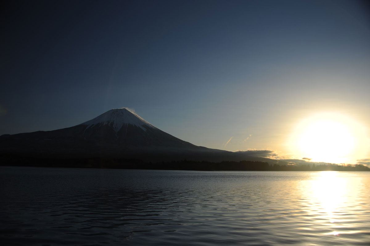 富士山からの日の出 In田貫湖 富士宮 静岡県 の旅行記 ブログ By てんとう虫さん フォートラベル