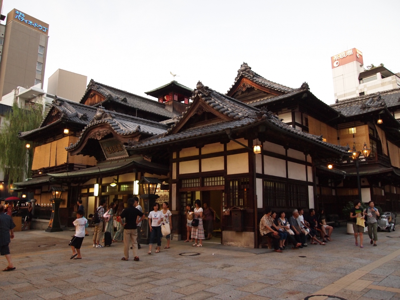 伊予路002 子連れで四国を巡る旅 2 道後温泉 椿館 に泊まる 道後温泉本館入浴記 道後温泉 愛媛県 の旅行記 ブログ By なゆきさん フォートラベル