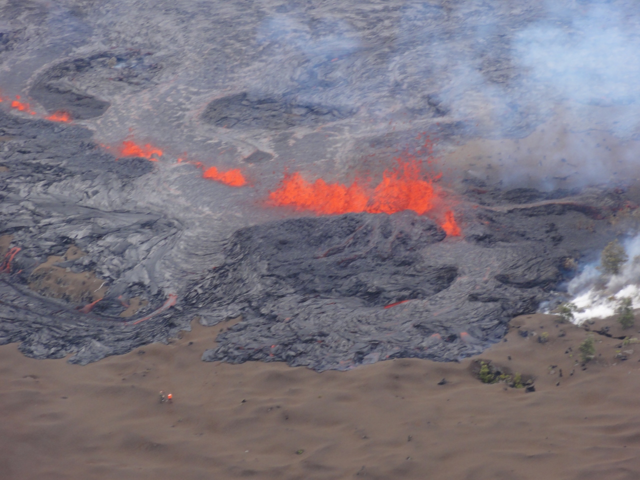 始めて見る大地の活動 ハワイ島 キラウエア火山 ハワイ火山国立公園周辺 ハワイ の旅行記 ブログ By 164 165さん フォートラベル