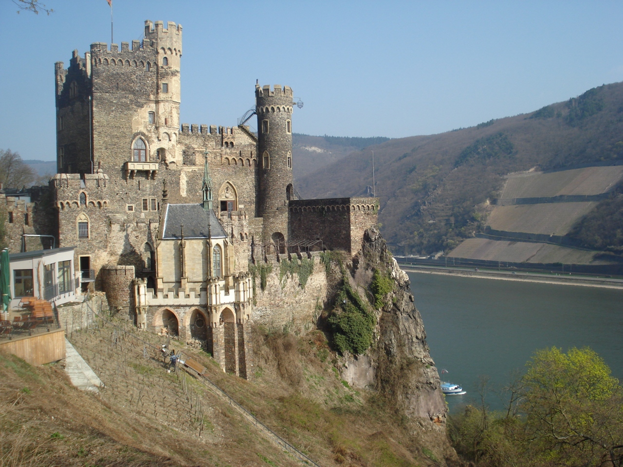 ラインシュタイン城Burg Rheinsteinとラインフェルス城Burg Rheinfels