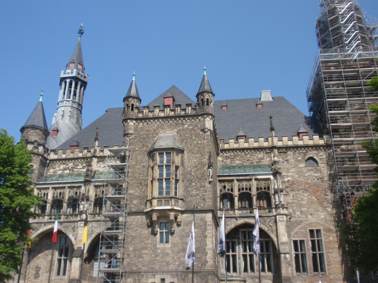 『旅行記2011/4/295/5 その5 アーヘン』アーヘン(ドイツ)の旅行記・ブログ by masserさん【フォートラベル】