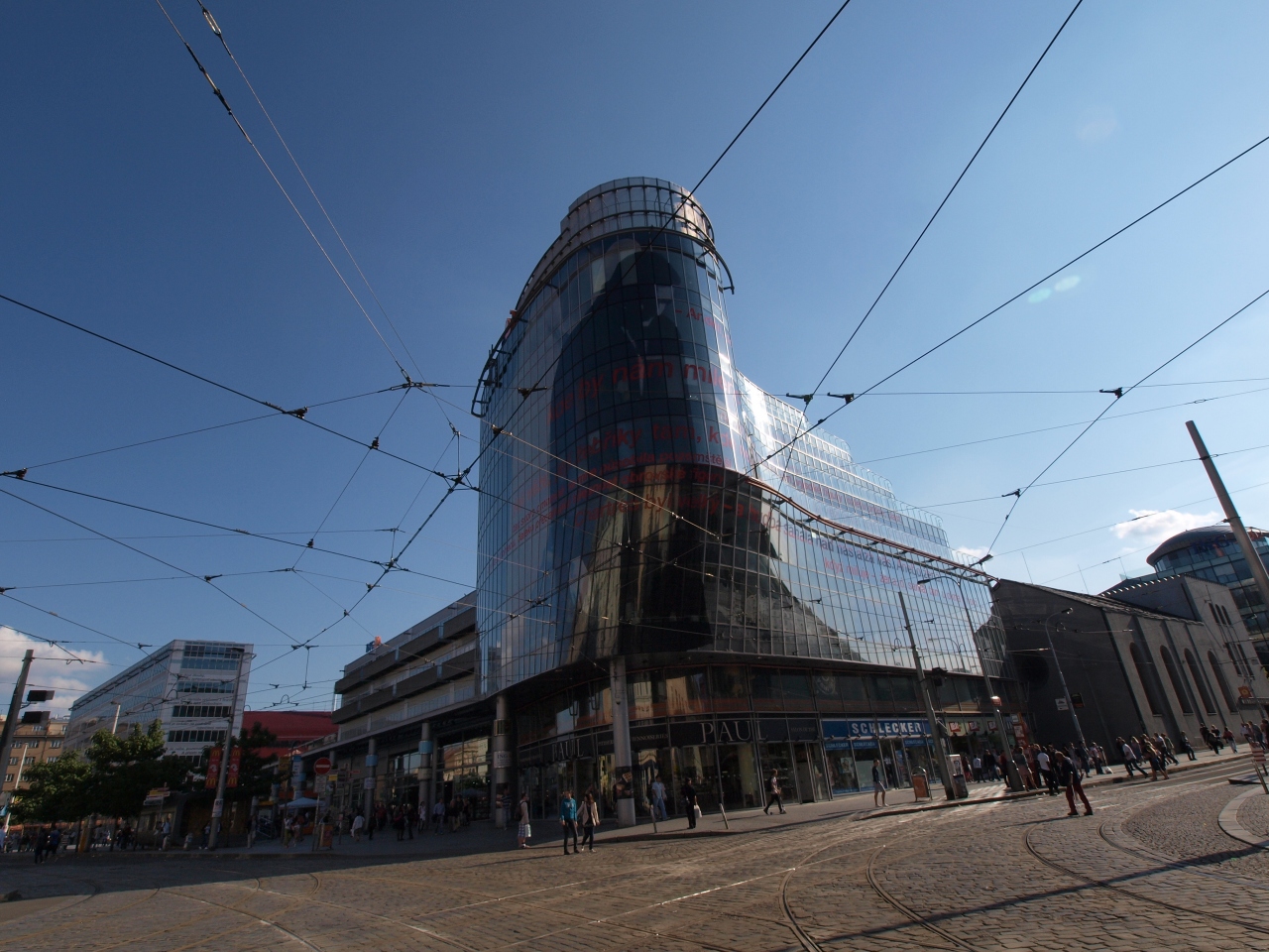 Praha プラハの現代建築 プラハ チェコ の旅行記 ブログ By Shoyanさん フォートラベル