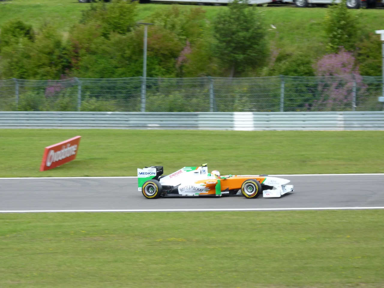 11 F1ドイツgp In ニュルブルクリンク 予選 その他の都市 ドイツ の旅行記 ブログ By Hachi4さん フォートラベル