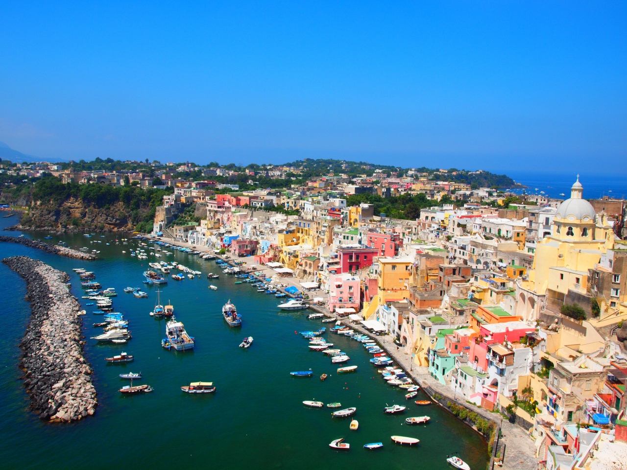 11 夏 南イタリアの旅 ナポリ プロチダ島 午前の部 カンパニア州 イタリア の旅行記 ブログ By Ioさん フォートラベル