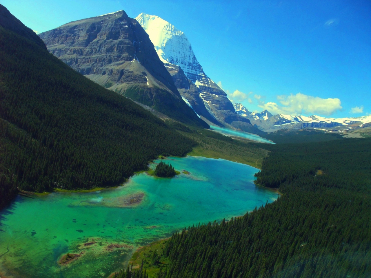 天空を駆けぬける鳥となれ カナディアン ロッキー最高峰ロブソン山 Mt Robson ヘリハイク キャンプ トレッキング ジャスパー カナダ の旅行記 ブログ By ウェンディさん フォートラベル