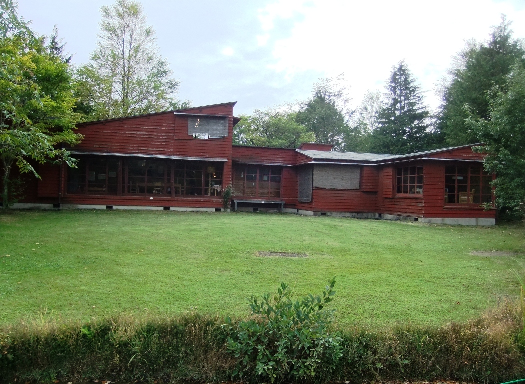 軽井沢にアントニン レーモンドの夏の家を訪ねて 軽井沢 長野県 の旅行記 ブログ By Tamegaiさん フォートラベル 軽井沢にアントニン レーモンドの夏の家を訪ねて 軽井沢 長野県 の旅行記 ブログ By Tamegaiさん フォートラベル