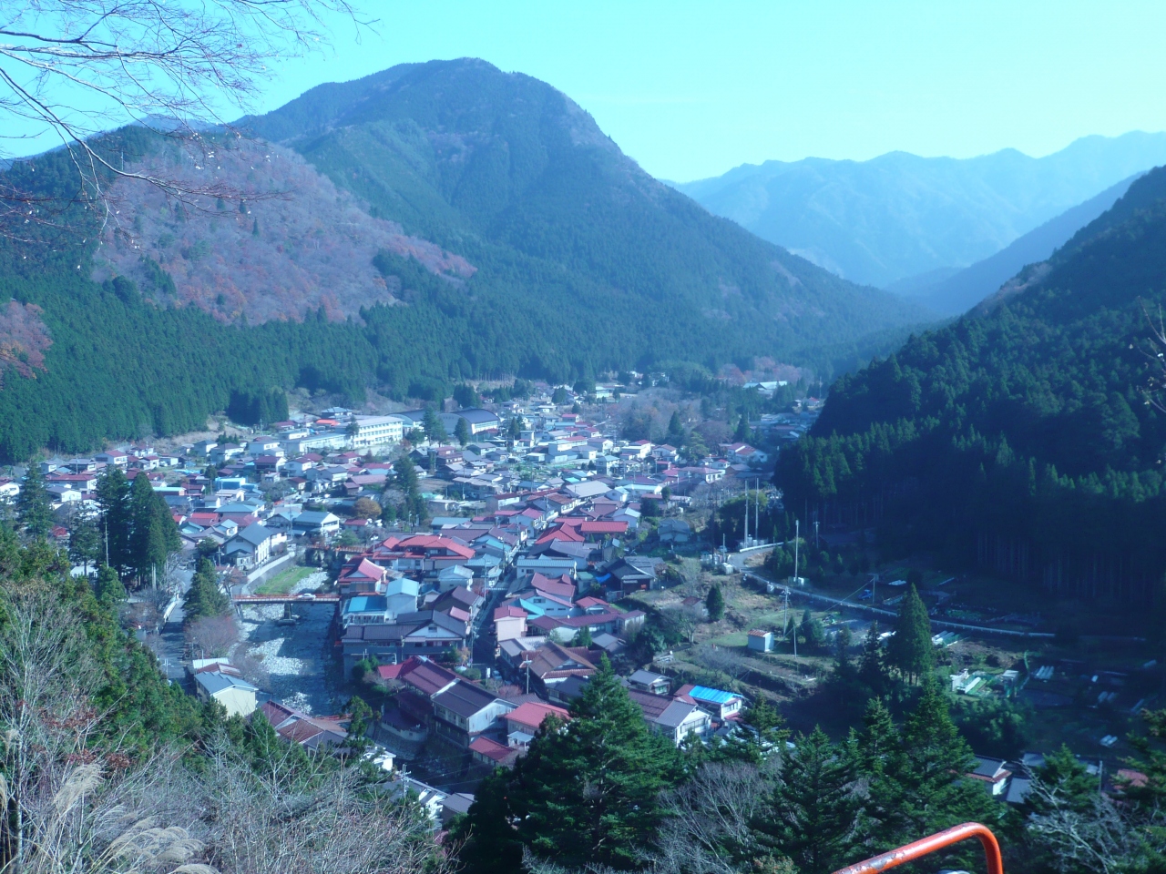 川村 天 冷涼な気候を活かした夏イチゴの栽培 ～天川村洞川（どろがわ）夏いちご～：近畿農政局