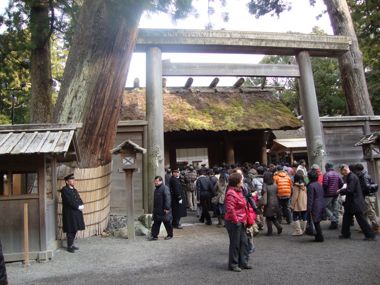 『夜行日帰りで行く!!伊勢神宮の初詣』伊勢神宮(三重県)の旅行記・ブログ by alpsmakiさん【フォートラベル】