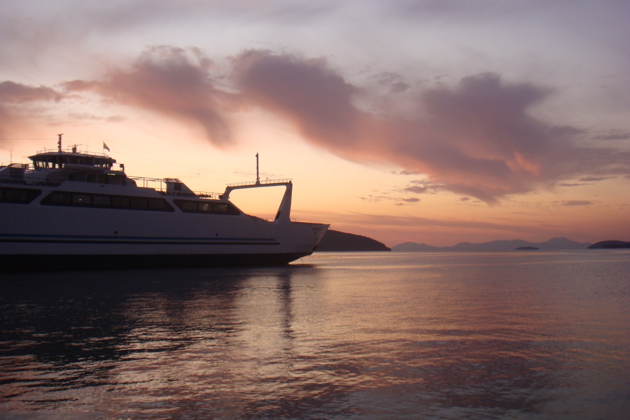 1111アドリア海を跨ぐ旅 イグメニッツァ ギリシャ ケルキラ島 ギリシャ の旅行記 ブログ By ほんちパパさん フォートラベル