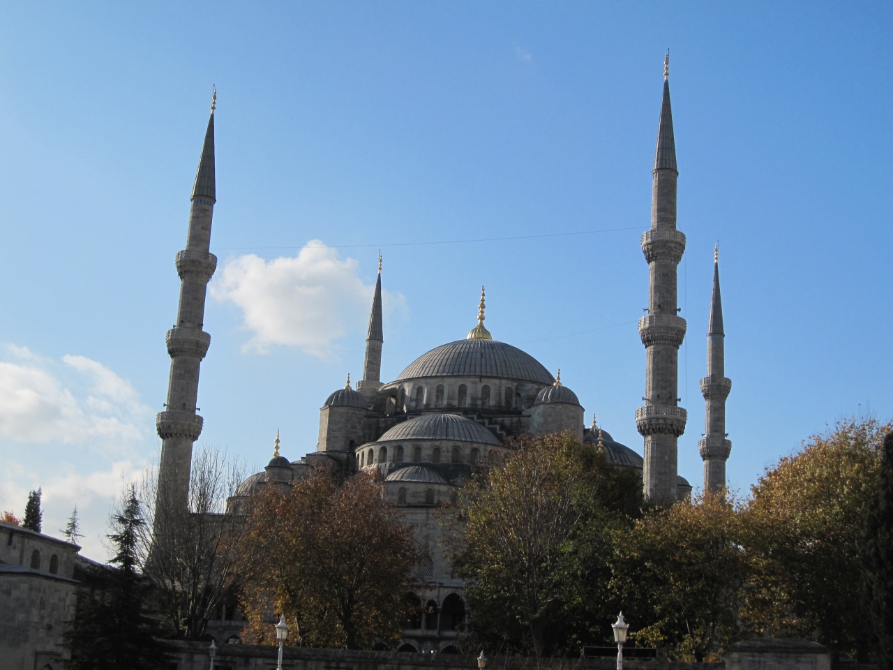 二大巨頭の一つ ブルーモスク イスタンブール トルコ の旅行記 ブログ By Humaliwoさん フォートラベル