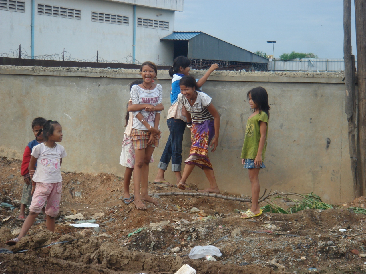 ゴミ山で 生きる 人 プノンペン カンボジア の旅行記 ブログ By Kanaさん フォートラベル