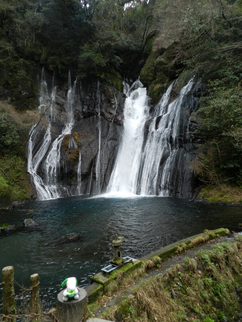 見事な潜流瀑 白水の滝 大分県竹田市 11年年末 南九州4県の旅 その13 竹田 大分県 の旅行記 ブログ By Joecoolさん フォートラベル 見事な潜流瀑 白水の滝 大分県竹田市 11年年末 南九州4県の旅 その13 竹田 大分県 の旅行記 ブログ By Joecoolさん フォートラベル