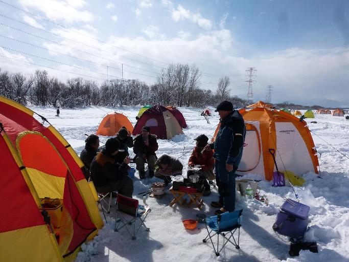 道央釣りの旅 12 冬の一日 ワカサギ釣りとbbqを満喫 石狩 当別 厚田 北海道 の旅行記 ブログ By ハリバット健さん フォートラベル