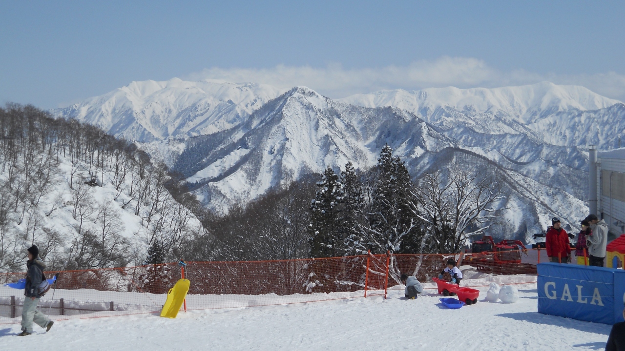 東京から日帰り雪遊び 越後湯沢 中里 岩原 新潟県 の旅行記 ブログ By Mugieさん フォートラベル