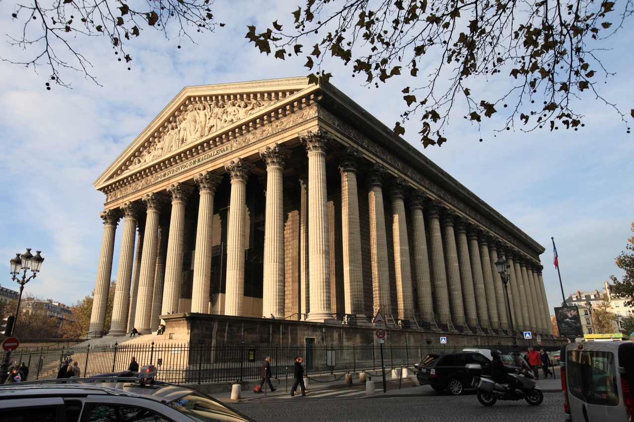 欧州旅行27日目 堂々たる新古典主義様式の教会 Eglise De La Madeleine マドレーヌ寺院 パリ フランス の旅行記 ブログ By みにくまさん フォートラベル 欧州旅行27日目 堂々たる新古典主義様式の教会 Eglise De La Madeleine マドレーヌ寺院 パリ フランス の旅行記 ブログ By みにくまさん フォートラベル