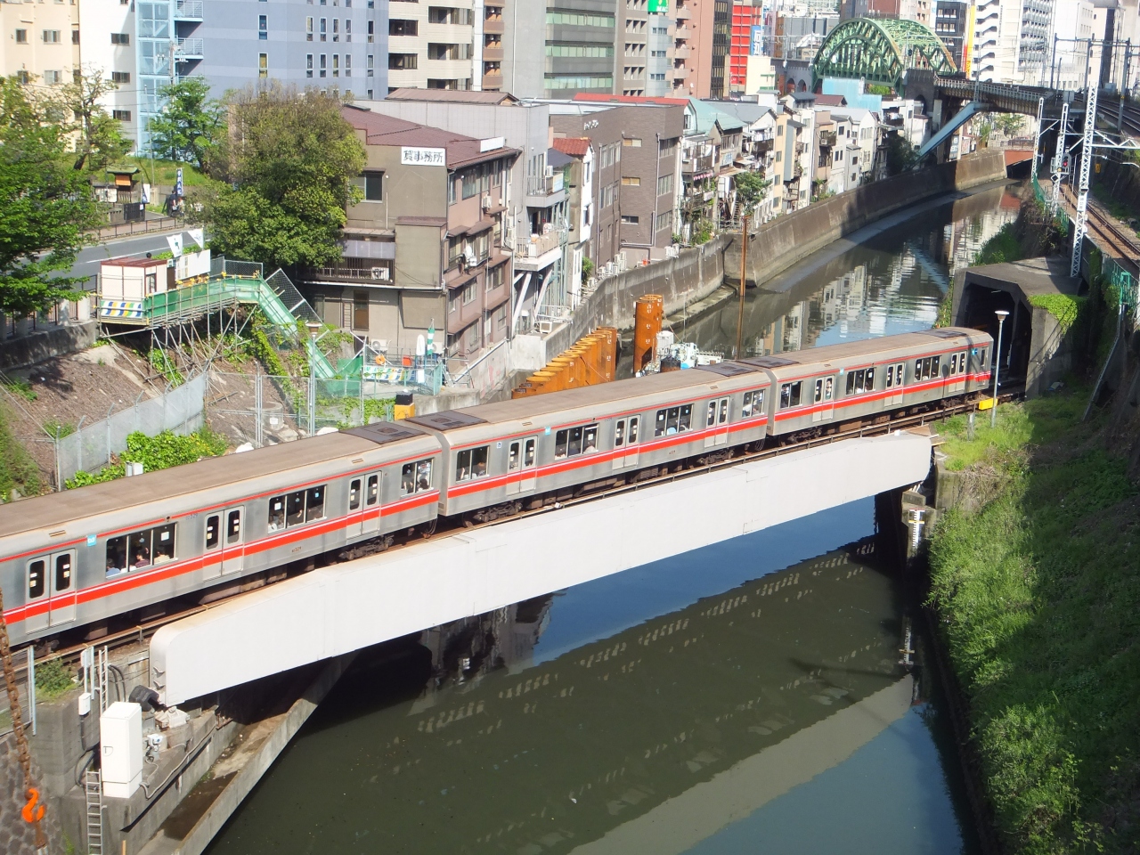 東京の地下鉄路線を歩こう 第３弾 丸の内線 地下を走っていない地下鉄 池袋 東京 の旅行記 ブログ By 夏への扉さん フォートラベル