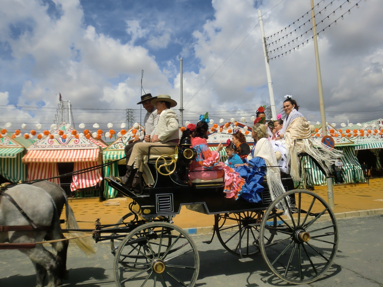 セビージャ 12 4 28 春祭り セビリア スペイン の旅行記 ブログ By Fernandoさん フォートラベル セビージャ 12 4 28 春祭り セビリア スペイン の旅行記 ブログ By Fernandoさん フォートラベル