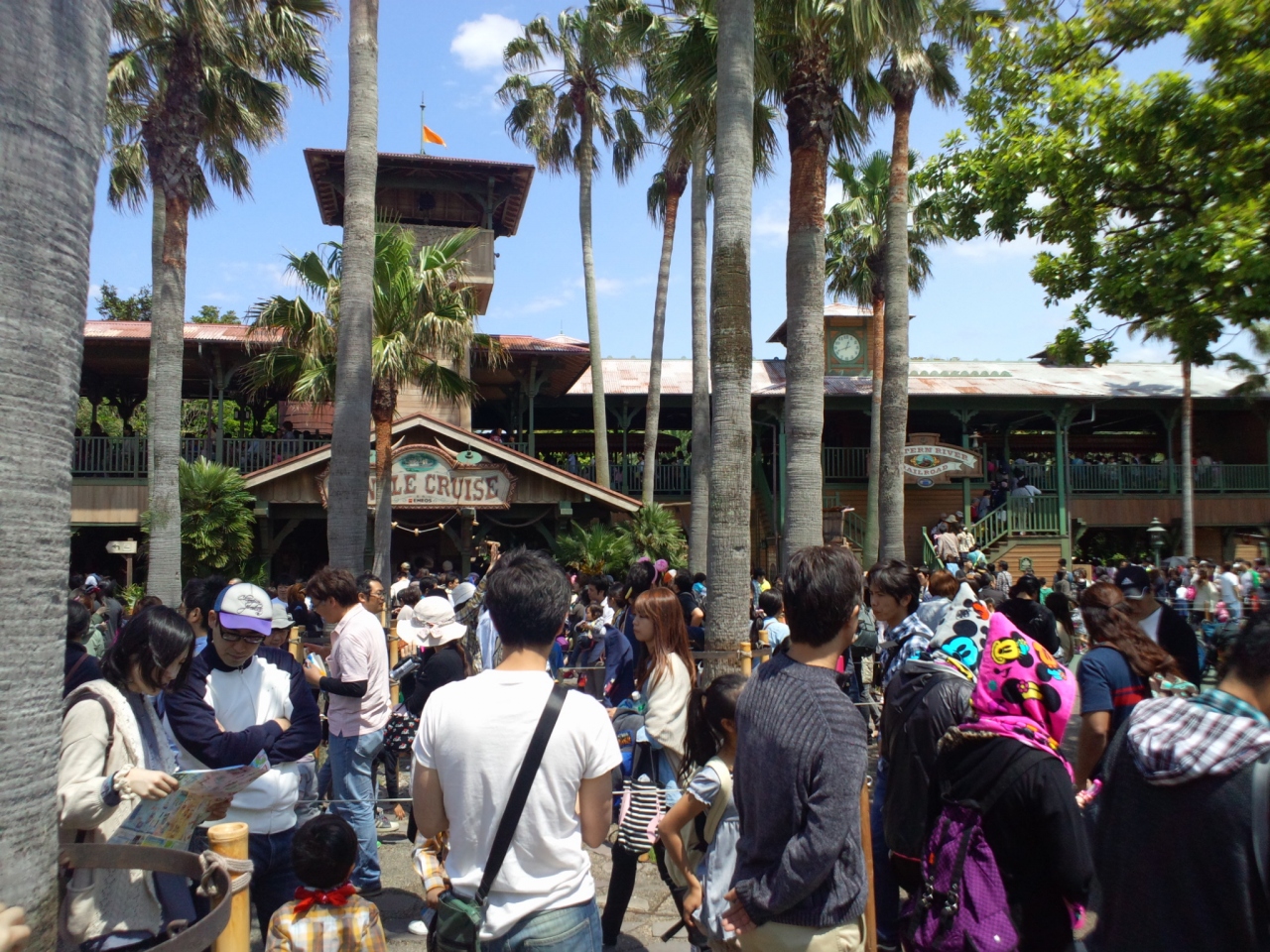 エッグハント イン 東京ディズニーランド イースターパティーヘようこそ 午後編 東京ディズニーリゾート 千葉県 の旅行記 ブログ By ぱぱちトラベラーさん フォートラベル エッグハント イン 東京ディズニーランド イースターパティーヘようこそ 午後編 東京ディズニーリゾート 千葉県 の旅行記 ブログ By ぱぱちトラベラーさん フォートラベル