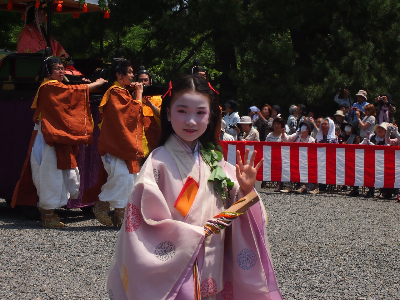 平安絵巻 葵祭観賞と源氏物語ゆかりの地 初夏の京都 1 二条 烏丸 河原町 京都 の旅行記 ブログ By Momotaさん フォートラベル 平安絵巻 葵祭観賞と源氏物語ゆかりの地 初夏の京都 1 二条 烏丸 河原町 京都 の旅行記 ブログ By Momotaさん フォートラベル