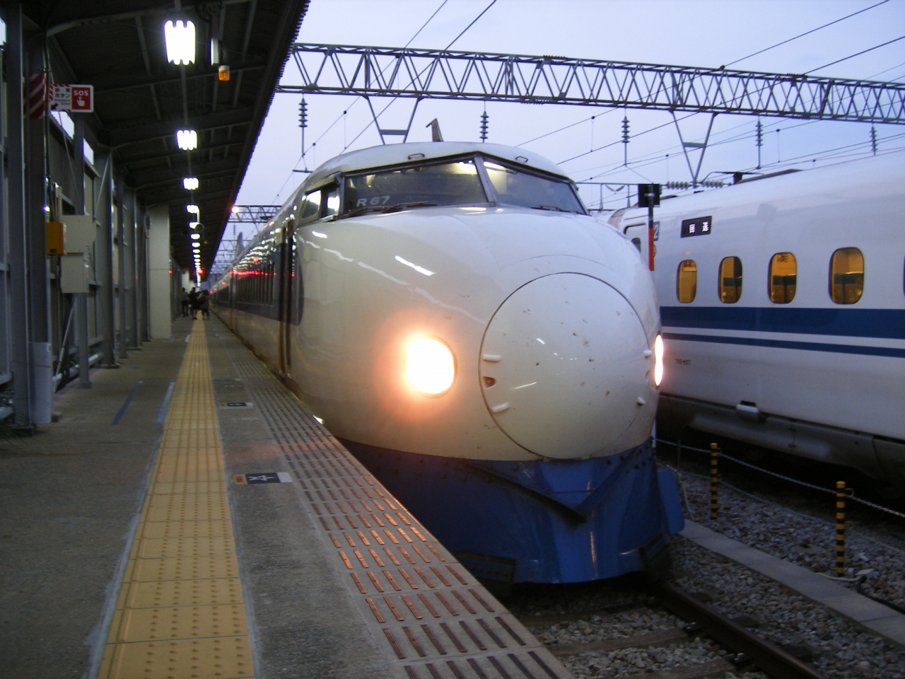 そうだ寝台特急はやぶさで九州行こう 博多南線で０系新幹線編 鉄道旅行 福岡県の旅行記 ブログ By でんきちさん フォートラベル