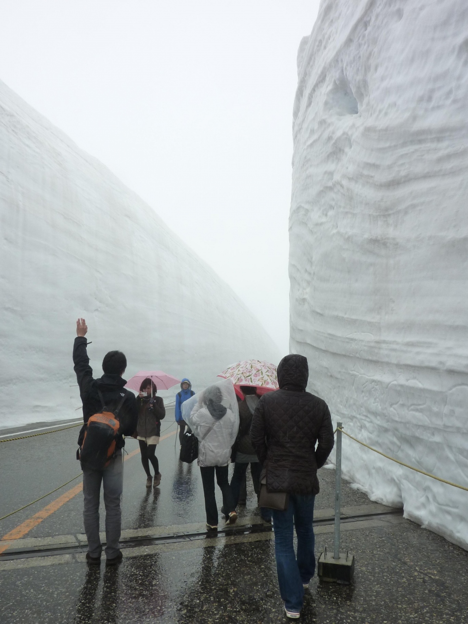 白川郷 立山黒部アルペンルート1泊2日バスツアー 富山県の旅行記 ブログ By ぼぼんさん フォートラベル