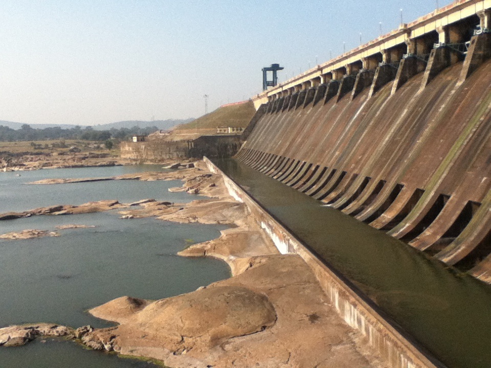 世界一もっとも長いダム Hirakud Dam India Orissa その他の都市 インド の旅行記 ブログ By Haru4060さん フォートラベル