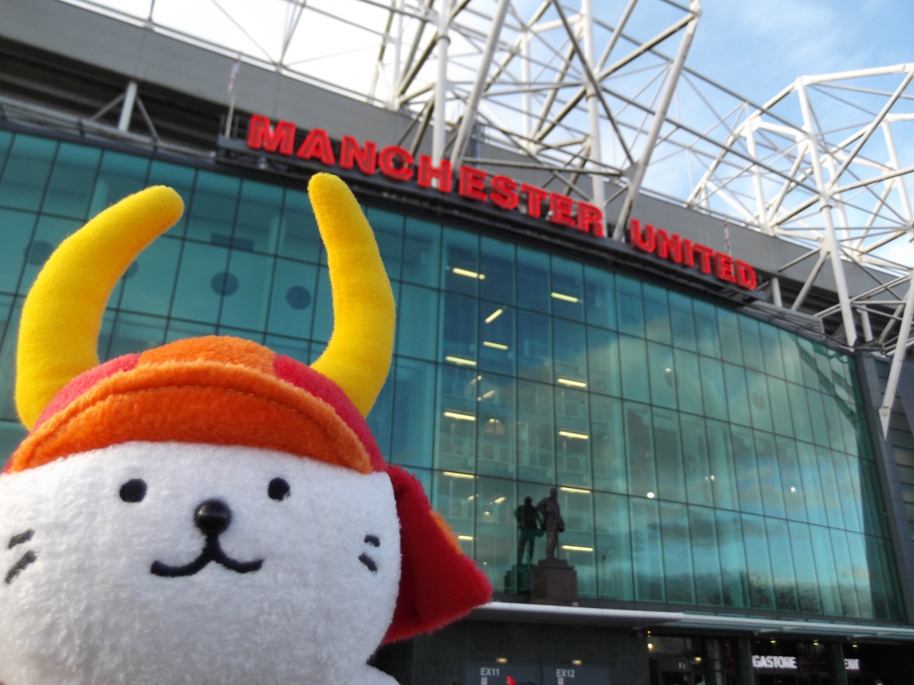 マンu観戦 Otスタジアムツアー エミレーツスタジアムツアー ロンドン観光 マンチェスター イギリス の旅行記 ブログ By もっちさん フォートラベル