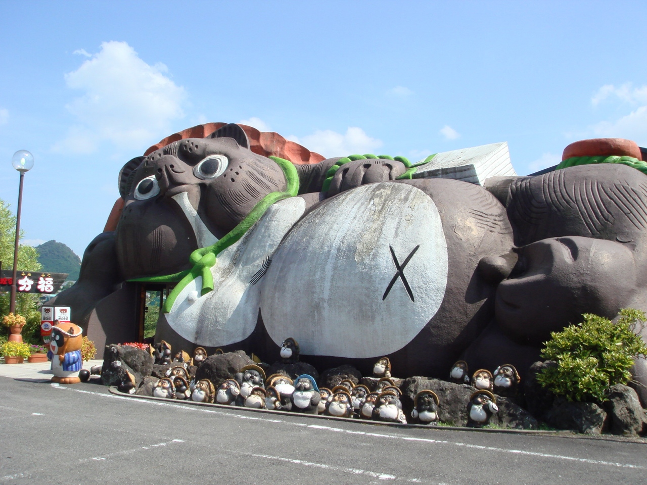 信楽のたぬき村へ行ってきました 信楽 滋賀県 の旅行記 ブログ By 水仙さん フォートラベル