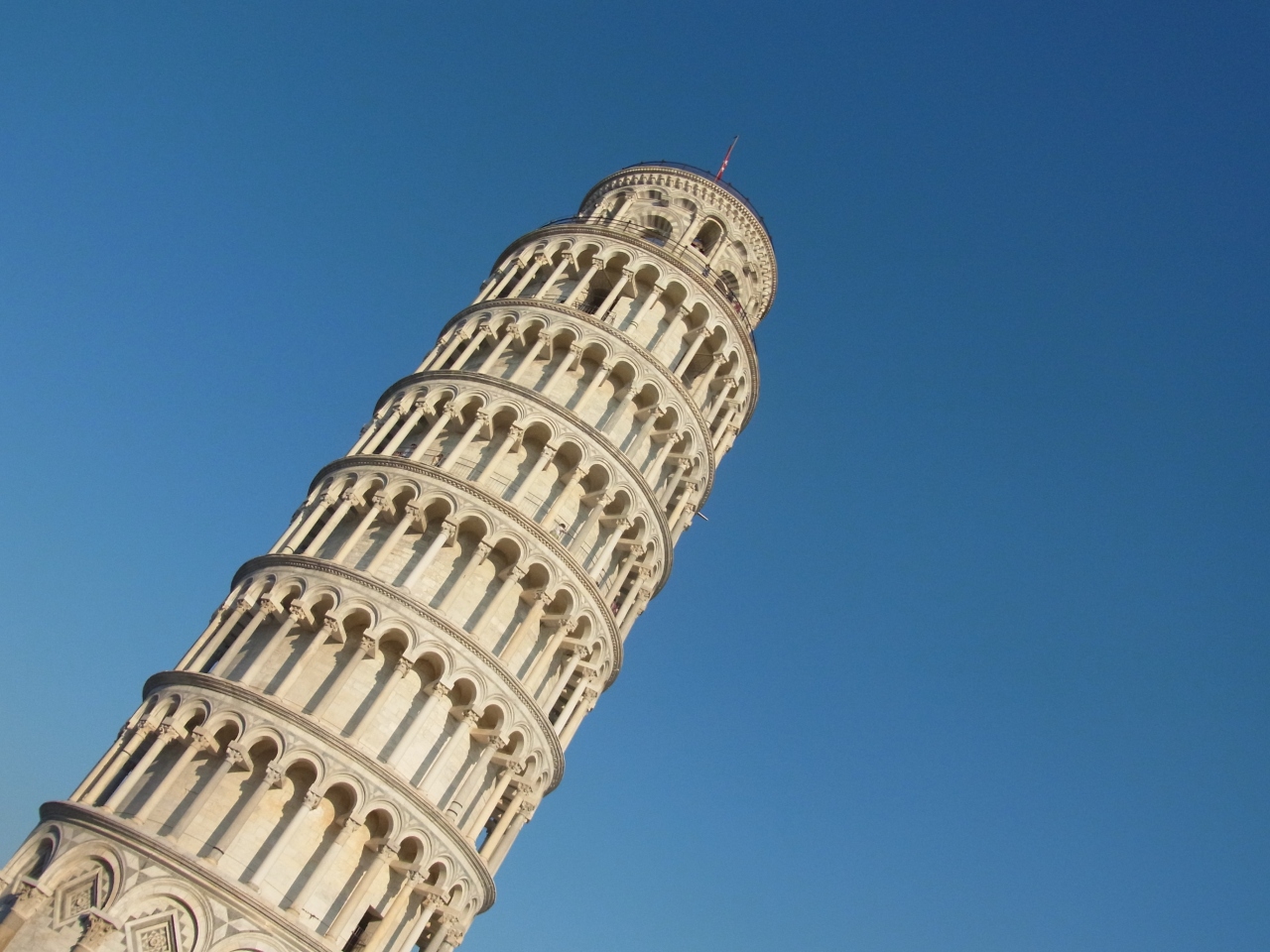 イタリア新婚旅行 海外挙式 4日目 ピサの斜塔が有名なドゥオモ広場 ピサ イタリア の旅行記 ブログ By にゃんこさん フォートラベル