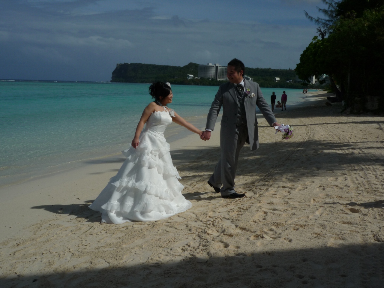 リリ家in初グアム ブルーアステール教会で結婚式に感動 グアム グアム の旅行記 ブログ By りりさん フォートラベル