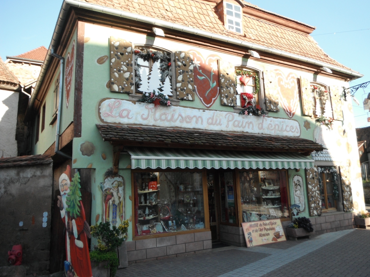リアルお菓子の家 世界ふしぎ発見に出てたお店見つけたよ の旅 オベルネ フランス の旅行記 ブログ By Citronienさん フォートラベル