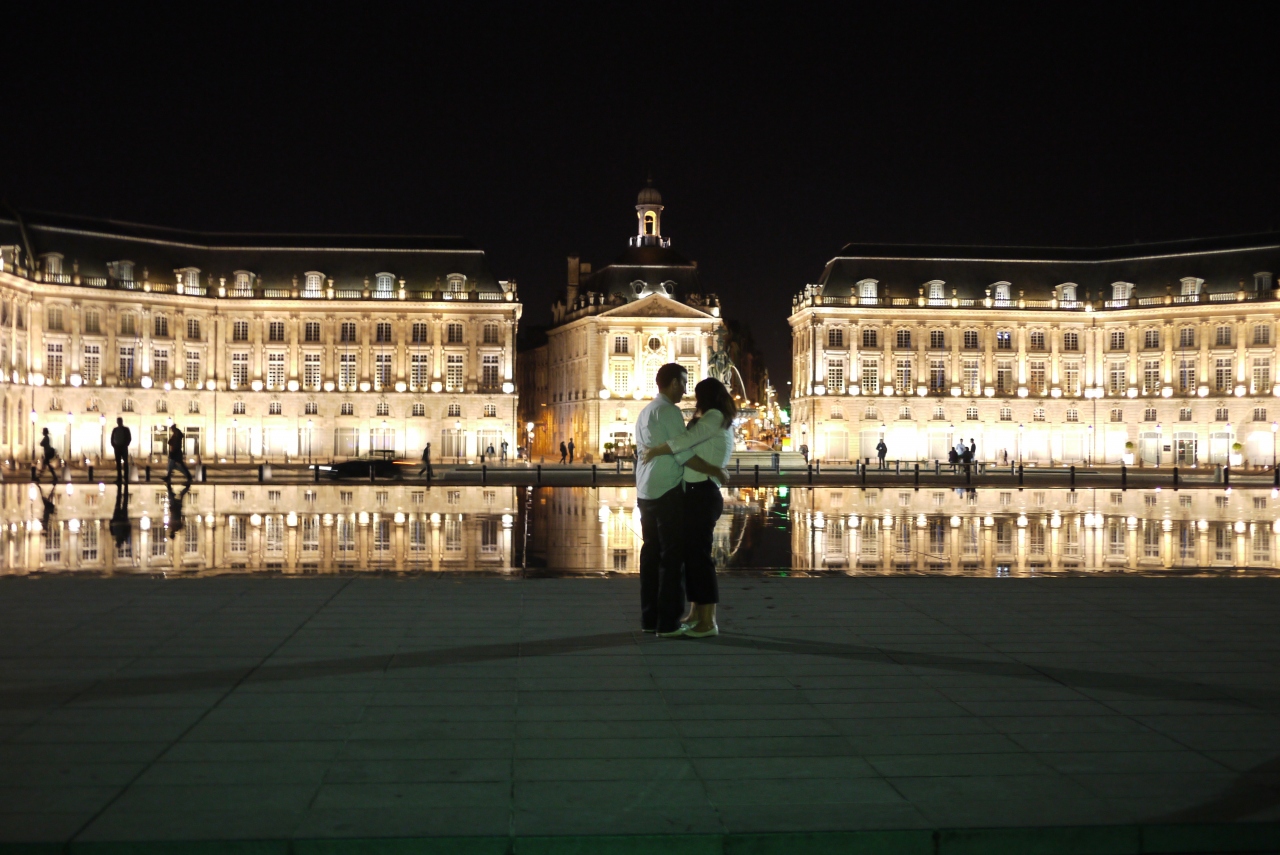 知らなかった フランスのボルドーはワインが美味しいだけでなく 夜景もこんなにきれいだったのだ ボルドー フランス の旅行記 ブログ By Tkさん フォートラベル