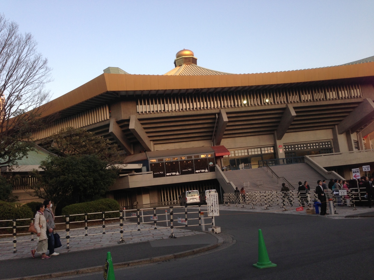 日本武道館 神田 神保町 東京 の旅行記 ブログ By Akisukeさん フォートラベル