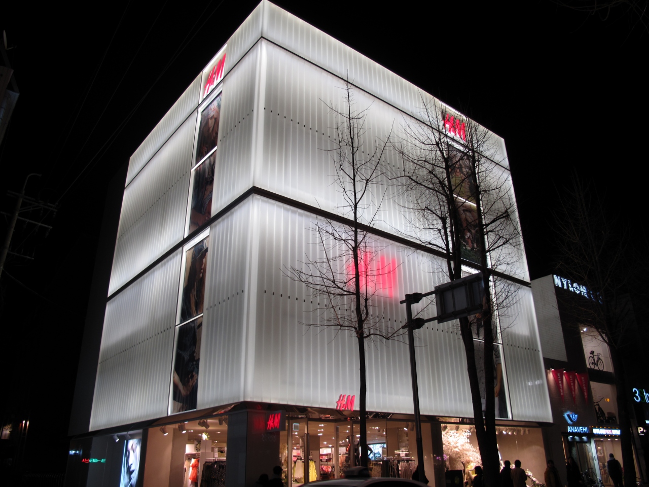 韓国 江南のオシャレな町 カロスキルで夜のショッピング ソウル 韓国 の旅行記 ブログ By Tripkoreaさん フォートラベル 韓国 江南のオシャレな町 カロスキルで夜のショッピング ソウル 韓国 の旅行記 ブログ By Tripkoreaさん フォートラベル