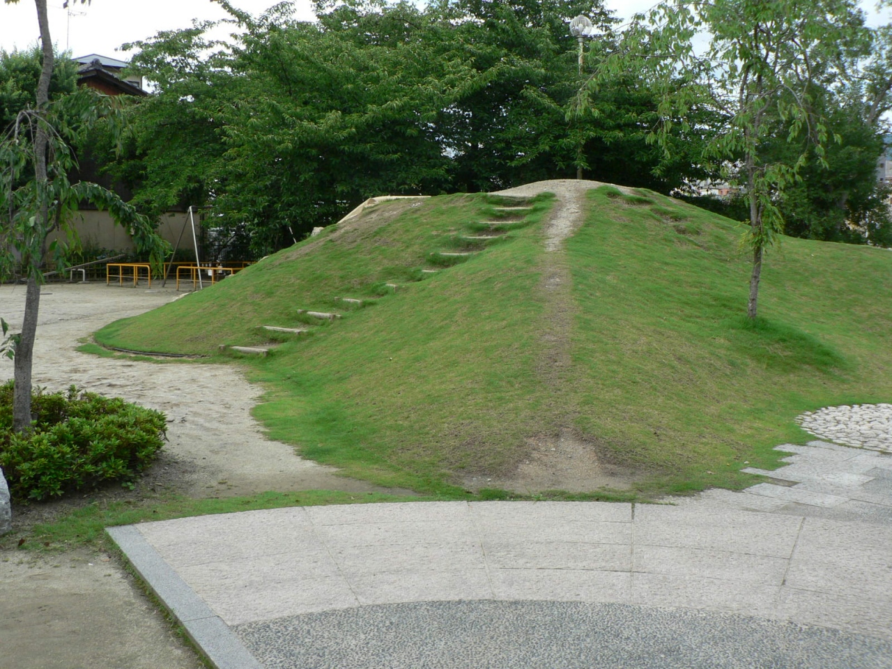 日本の旅 関西を歩く 京都市 先斗町歌舞練場 先斗町公園 周辺 二条 烏丸 河原町 京都 の旅行記 ブログ By さすらいおじさんさん フォートラベル