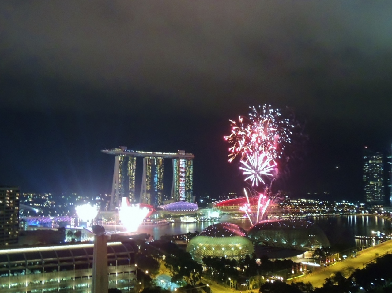 家族で行く初シンガポール 大興奮 大満足 2日目ユニバーサルスタジオ National Dayの花火 シンガポール シンガポール の旅行記 ブログ By ぬきじゅんさん フォートラベル