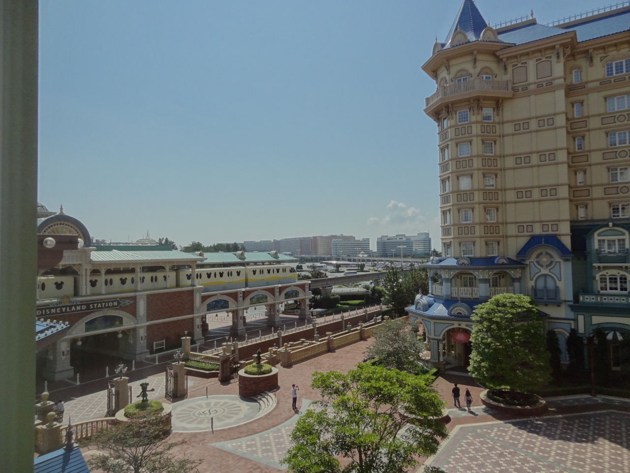 30周年のtdlへ 東京ディズニーランドホテル スタンダード デラックスルーム 眺望編 東京ディズニーリゾート 千葉県 の旅行記 ブログ By ドリさん フォートラベル