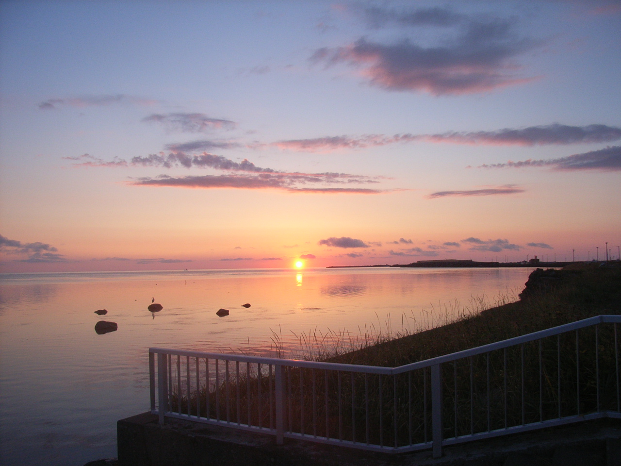 宗谷岬で朝日 稚内 北海道 の旅行記 ブログ By だいこくさん フォートラベル