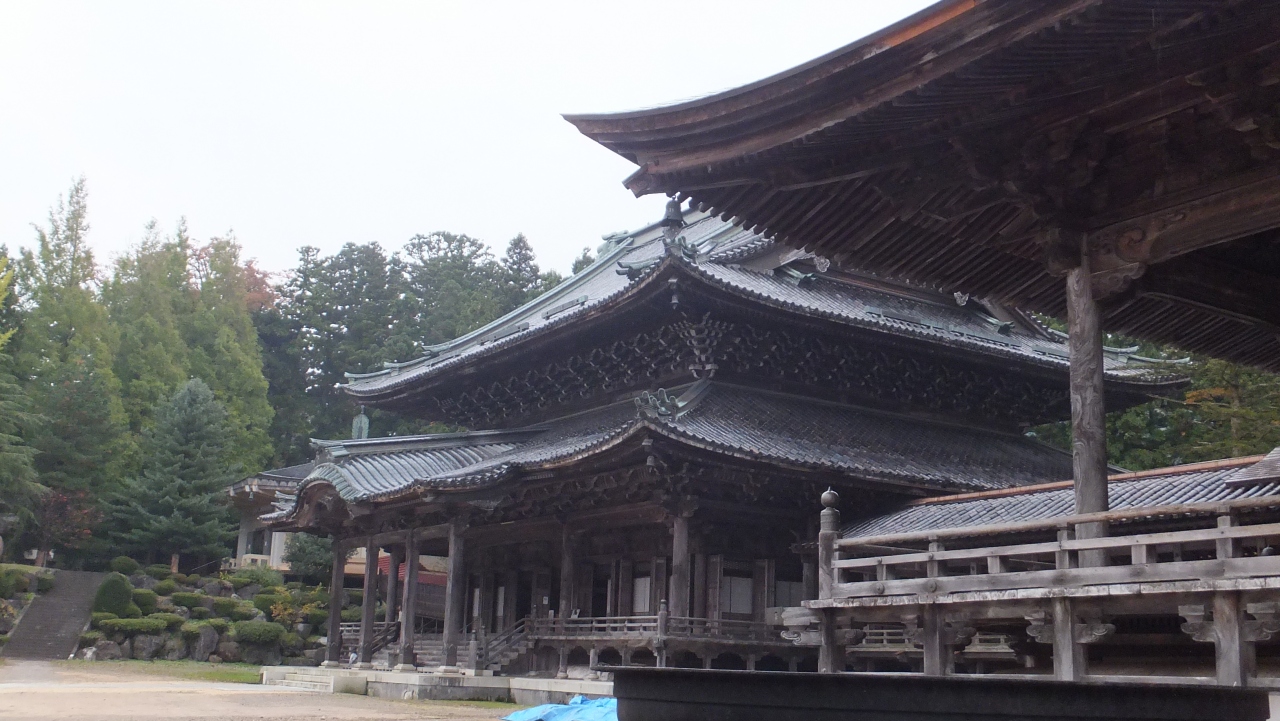 ａｎａマイルで富山に 鮨 を食べに行きました 高岡 千本格子の家並みと 井波 瑞泉寺 高岡 富山県 の旅行記 ブログ By Entetsuさん フォートラベル