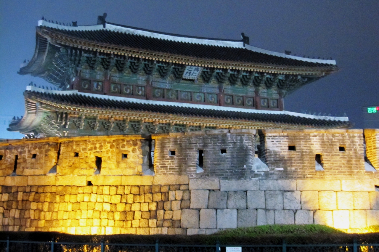 11春 韓国旅行記23 28 ソウル 東大門歴史文化公園夜景 東大門夜景 ソウル 韓国 の旅行記 ブログ By 旅人のくまさんさん フォートラベル