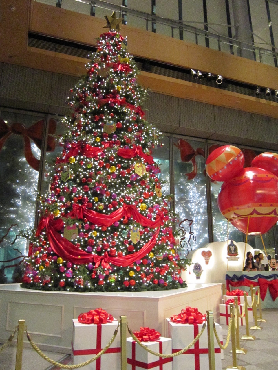 丸の内 Bright Christmas 13 ディズニーからの贈り物 丸の内 大手町 八重洲 東京 の旅行記 ブログ By まめ猫さん フォートラベル