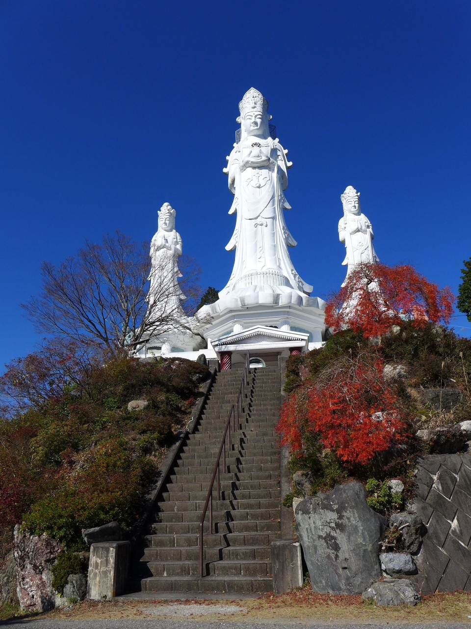 飯能紅葉散歩 鳥居観音 東郷公園 能仁寺 飯能 埼玉県 の旅行記 ブログ By ミモザさん フォートラベル