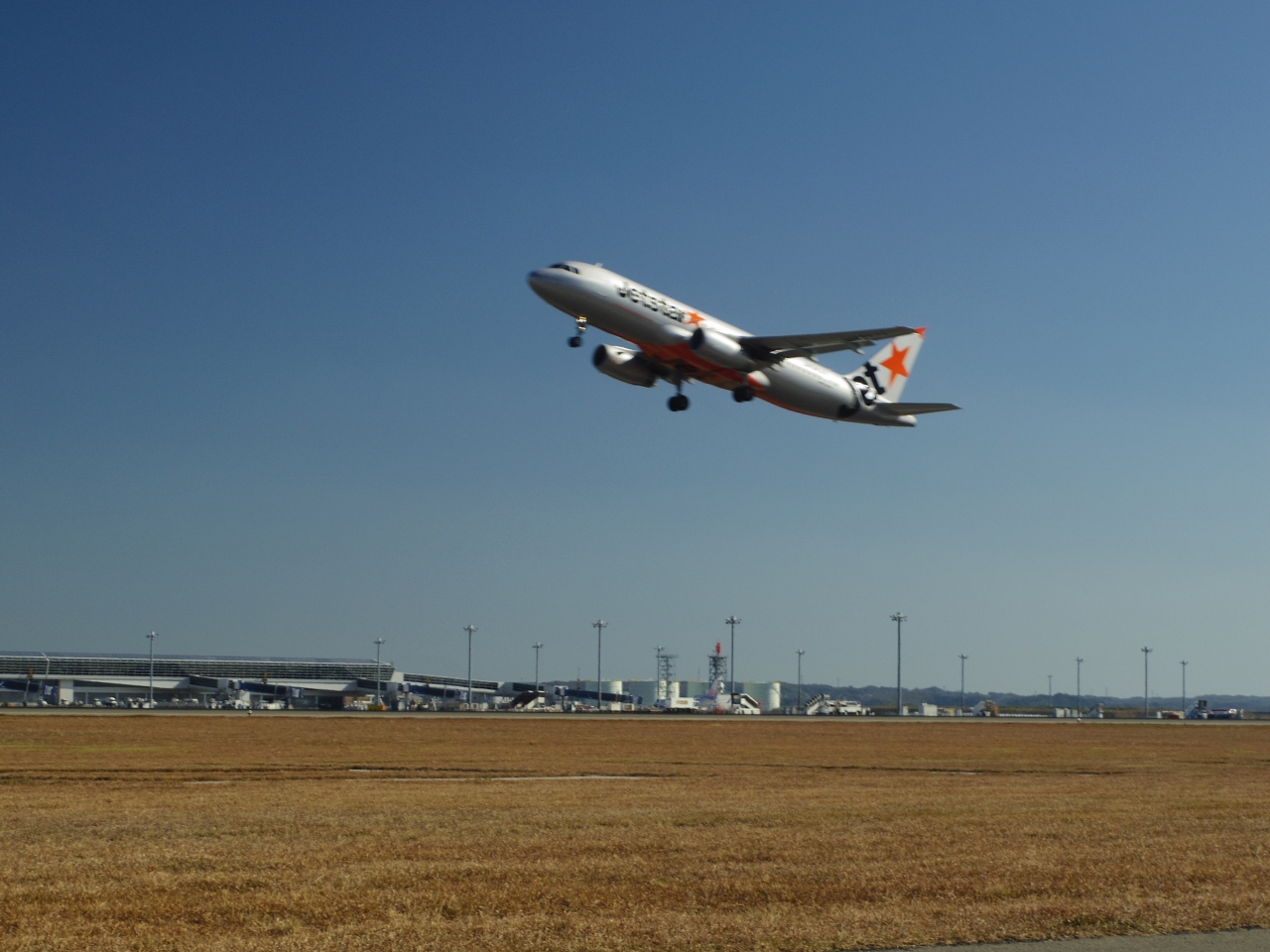 セントレア空港満喫 滑走路スペシャル見学ツアー 常滑 セントレア 中部国際空港 愛知県 の旅行記 ブログ By 夏への扉さん フォートラベル セントレア空港満喫 滑走路スペシャル見学ツアー 常滑 セントレア 中部国際空港 愛知県 の旅行記 ブログ By 夏への扉さん フォートラベル