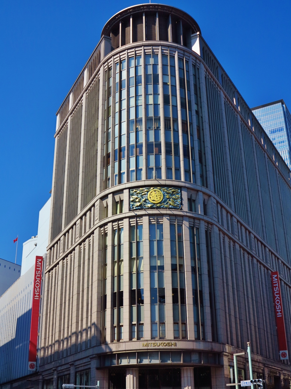 日本橋三越本店 都選定歴史的建造物 の偉容 ライオン像 天女像は堂々と 日本橋 東京 の旅行記 ブログ By マキタン２さん フォートラベル