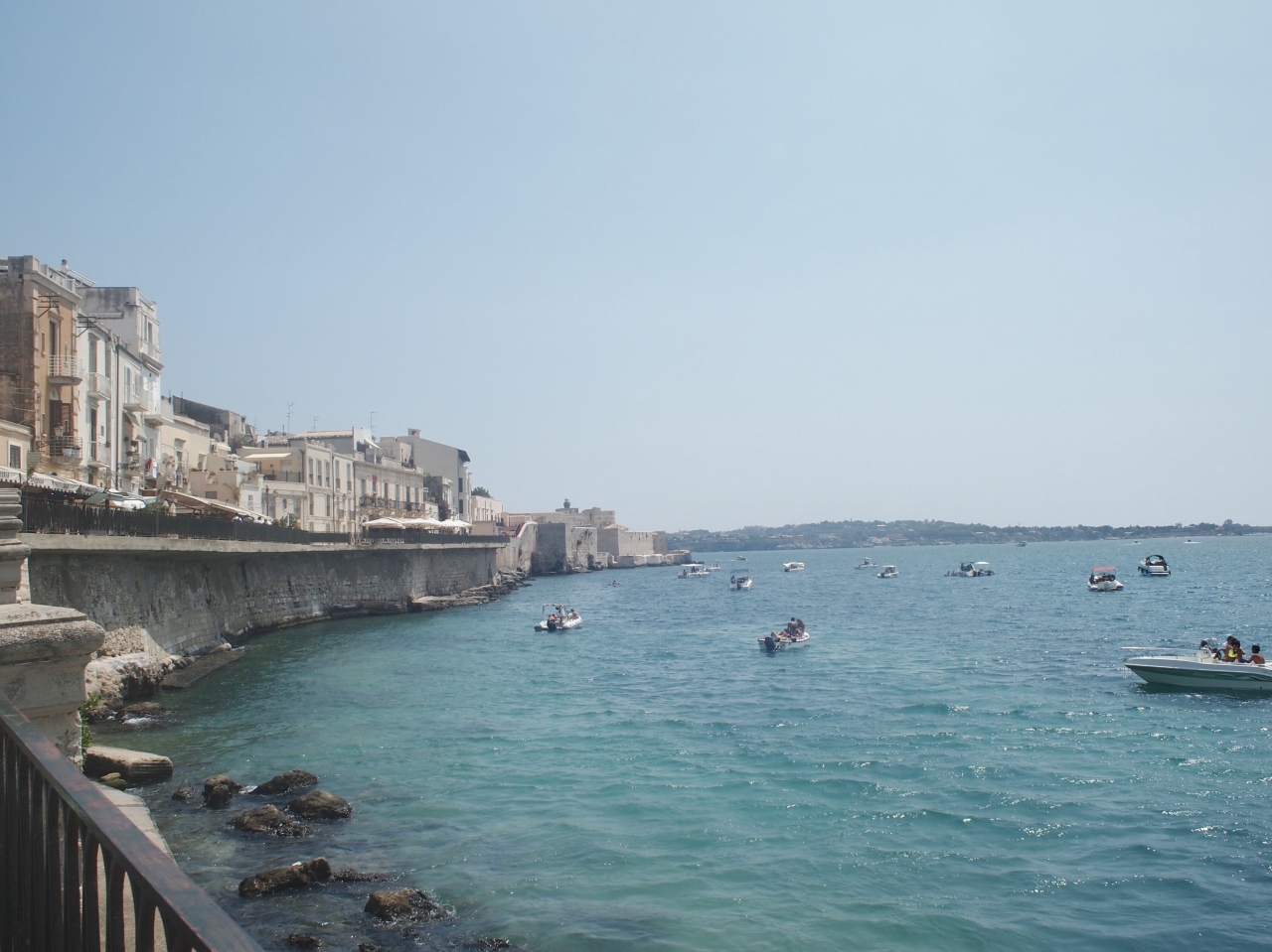 オルティージャ島でランチと青い海を堪能 シラクーサ イタリア の旅行記 ブログ By ふろすとさん フォートラベル オルティージャ島でランチと青い海を堪能 シラクーサ イタリア の旅行記 ブログ By ふろすとさん フォートラベル