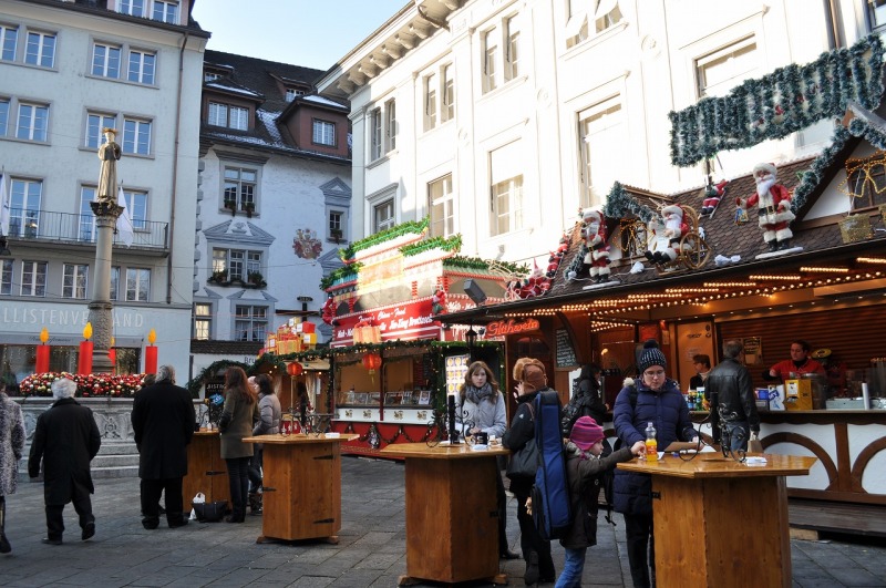 スイス ルツェルンのクリスマスマーケット スイス情報 Com ルツェルン スイス の旅行記 ブログ By Swissjoho Comさん フォートラベル