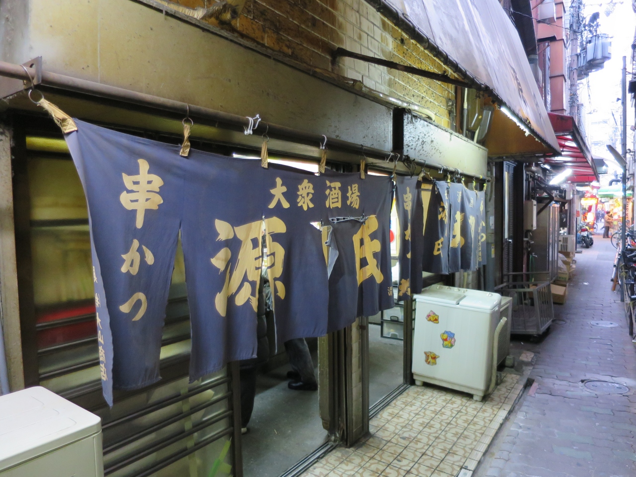 大阪ミナミぶらり 鶴橋 源氏 でひとり立ち飲み ミナミ 難波 天王寺 大阪 の旅行記 ブログ By ちくわさん フォートラベル