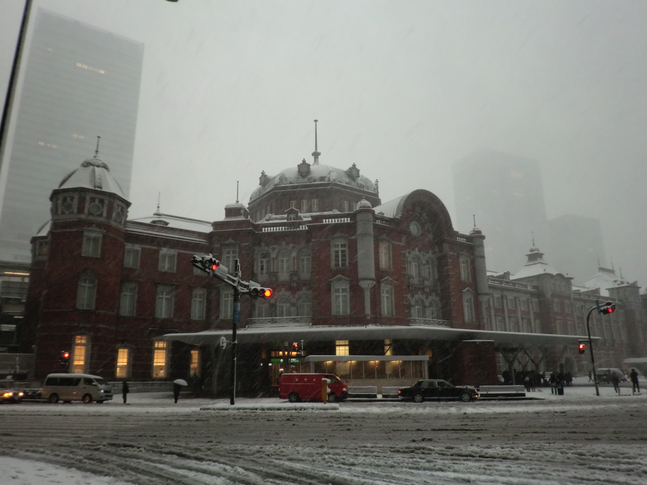 首都圏の脆弱性 記録的大雪に見舞われた東京 丸の内 大手町 八重洲 東京 の旅行記 ブログ By Jun 84さん フォートラベル 首都圏の脆弱性 記録的大雪に見舞われた東京 丸の内 大手町 八重洲 東京 の旅行記 ブログ By Jun 84さん フォートラベル
