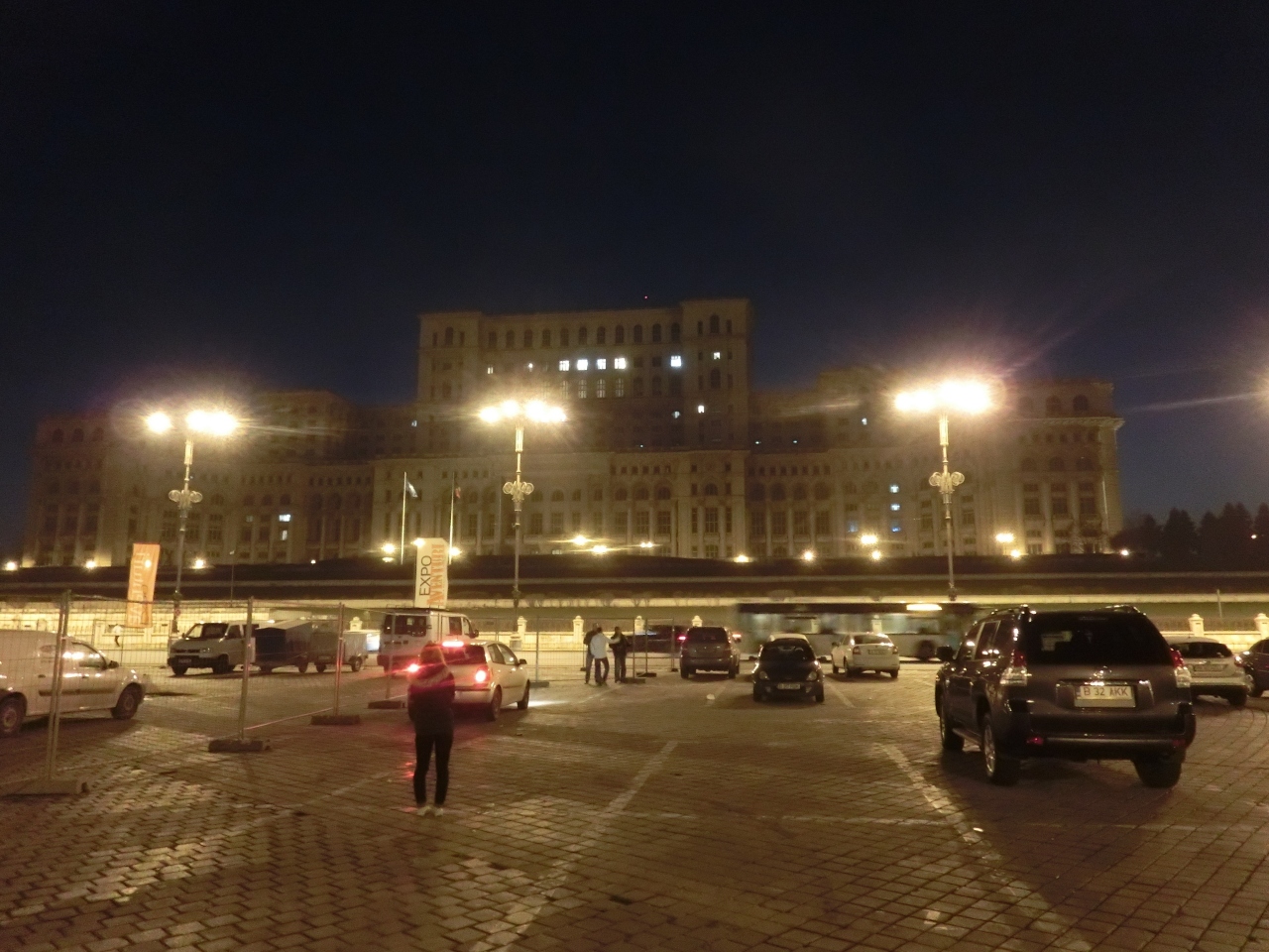 『チャウシェスク遺産を訪れる』ブカレスト(ルーマニア)の旅行記・ブログ by ゴリさん【フォートラベル】